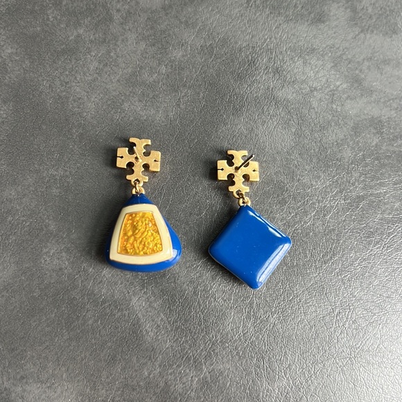 Tory Burch ROXANNE GEO DROP EARRING - Earrings 225$ - Picture 7 of 7